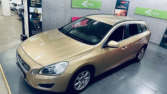Volvo V60 7 of 18