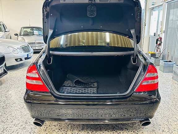 Mercedes-Benz E200 6 of 20