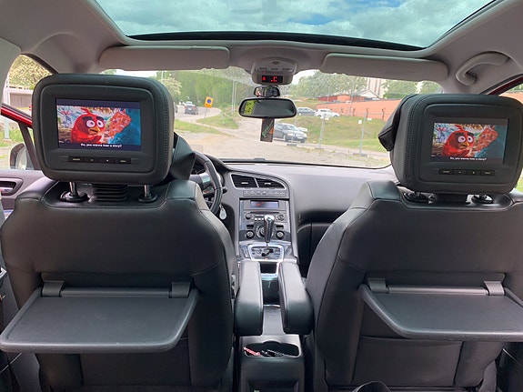 Peugeot 5008 2 of 7