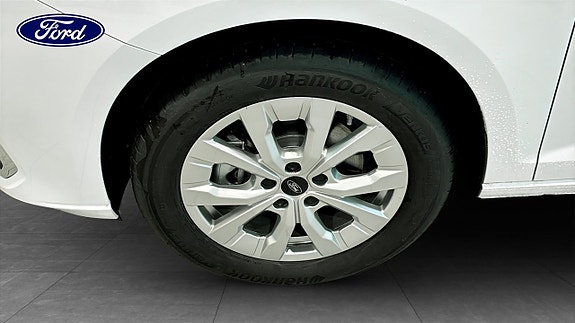 Ford Transit Connect 9 of 9