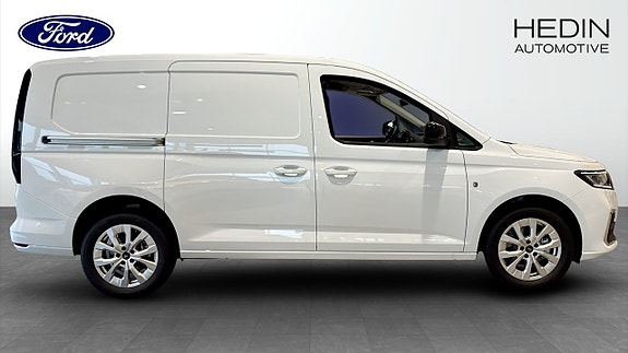 Ford Transit Connect 6 of 9