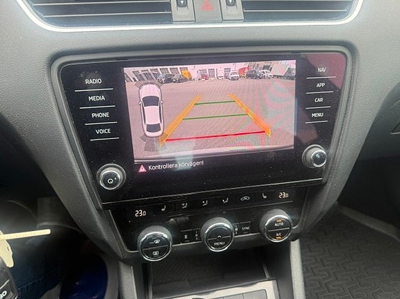 Skoda Octavia 8 of 9