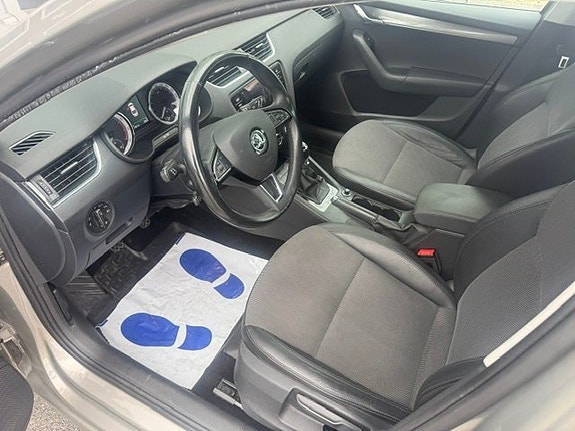 Skoda Octavia 6 of 9