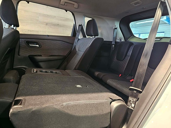 Nissan X-Trail 11 of 22