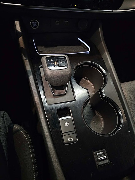 Nissan X-Trail 19 of 22
