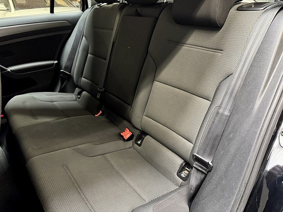Volkswagen Golf I 11 of 14