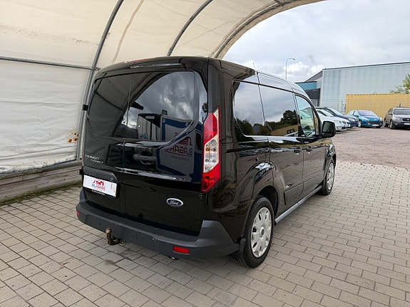 Ford Transit Connect 3 of 20