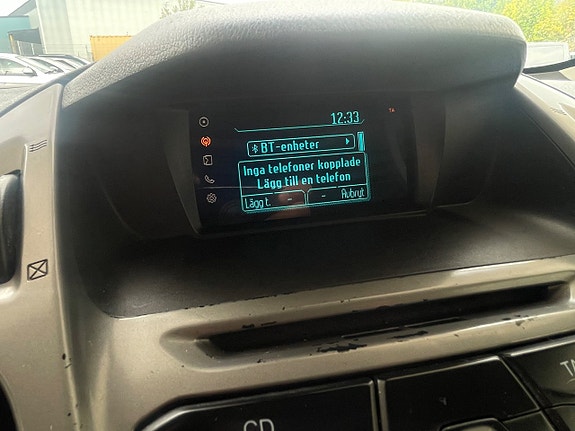 Ford Transit Connect 17 of 20