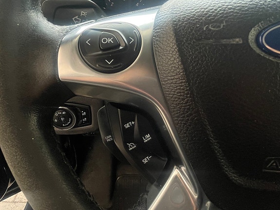 Ford Transit Connect 13 of 20