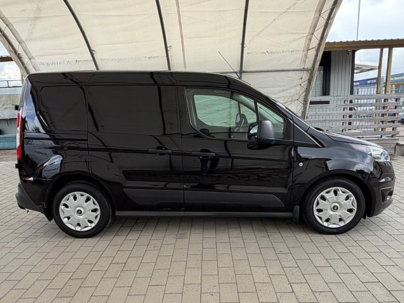 Ford Transit Connect 4 of 20