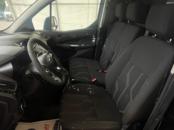 Ford Transit Connect 8 of 20