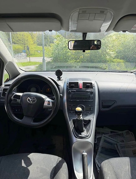 Toyota Auris 5 of 5