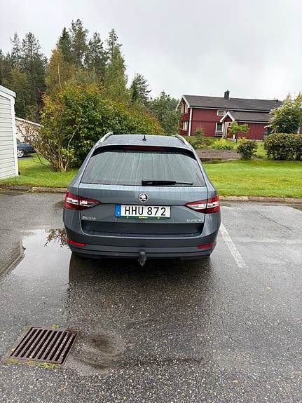 Skoda Superb 3 of 8