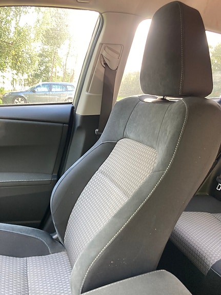Toyota Auris 9 of 10