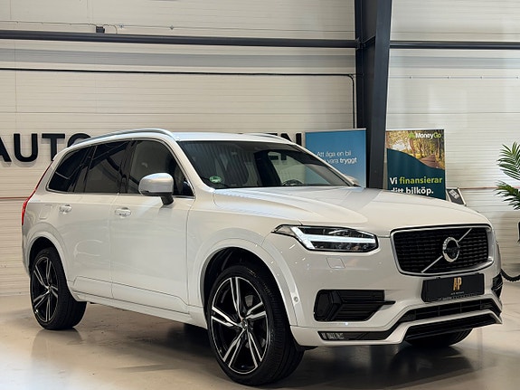 Volvo XC90 5 of 22