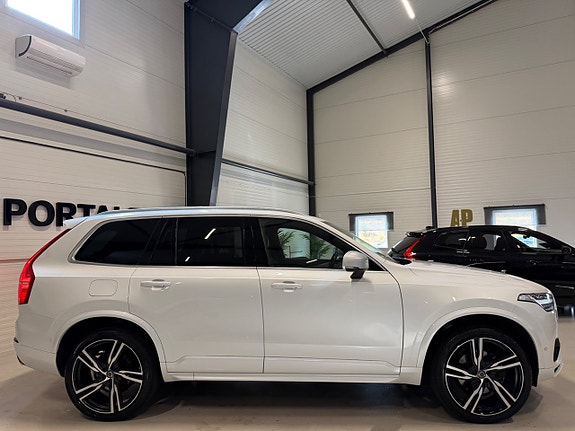 Volvo XC90 7 of 22