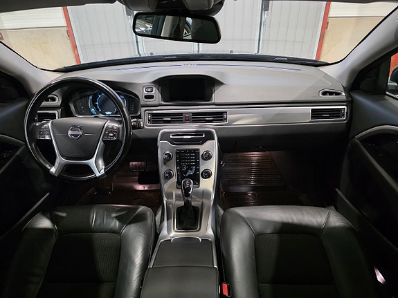 Volvo V70 18 of 22