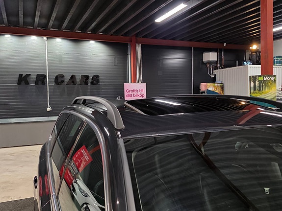 Volvo V70 3 of 22