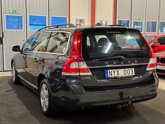 Volvo V70 6 of 22