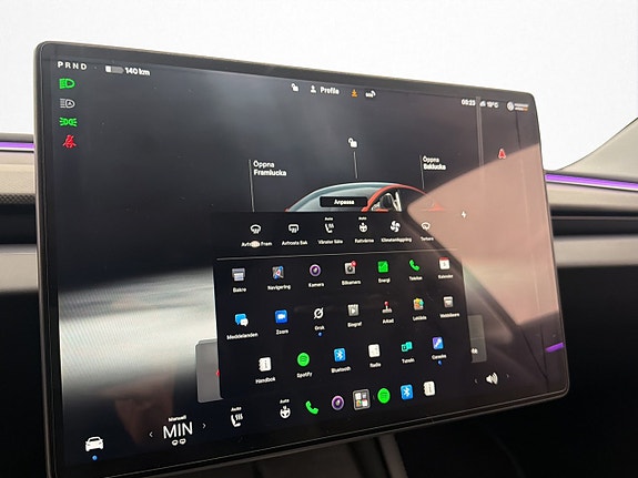 Tesla Model 3 18 of 30