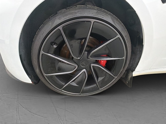 Tesla Model 3 29 of 30