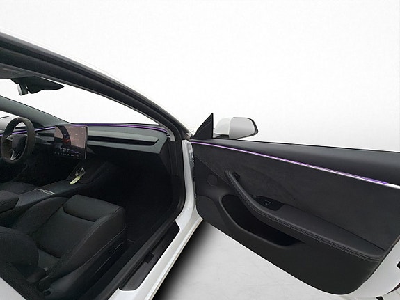 Tesla Model 3 23 of 30