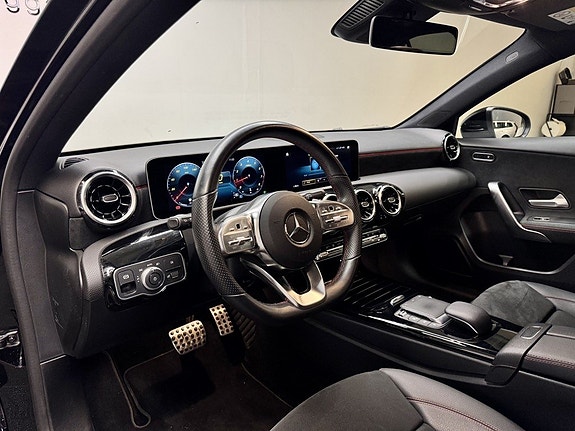 Mercedes-Benz A180 8 of 21