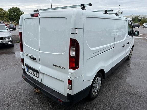 Renault Trafic 5 of 11