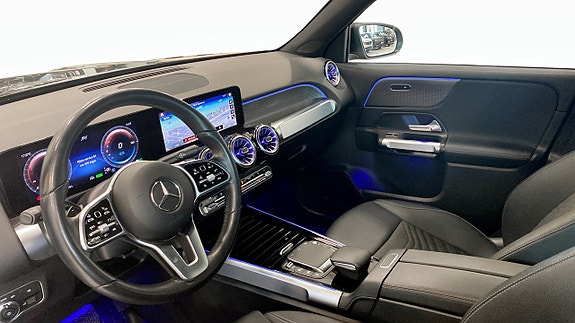 Mercedes-Benz EQB300 15 of 24