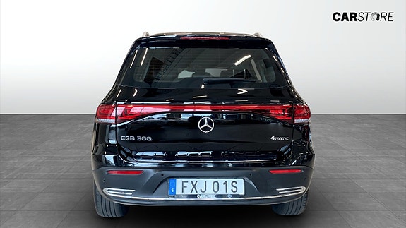 Mercedes-Benz EQB300 7 of 24