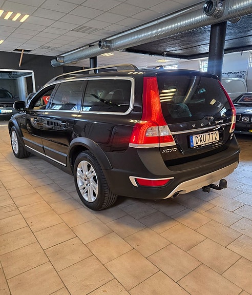 Volvo XC70 11 of 11