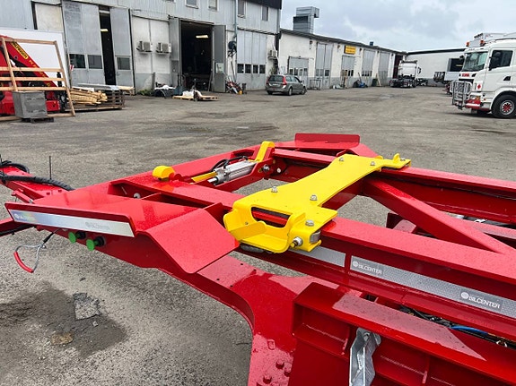 Bilcenter's 4 Axlade lastväxlarvagn med glider,  38 000 Kg 10 of 12
