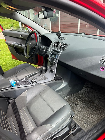 Volvo V50 5 of 6