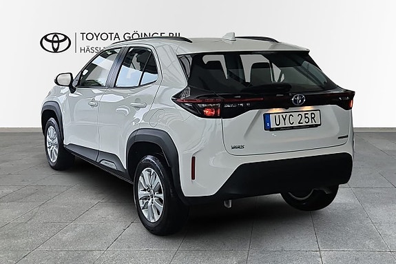 Toyota Yaris Cross 2 of 15