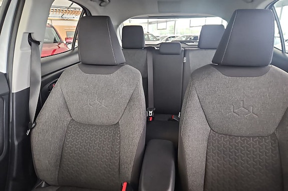 Toyota Yaris Cross 13 of 15