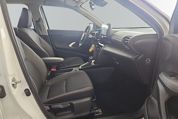 Toyota Yaris Cross 6 of 15