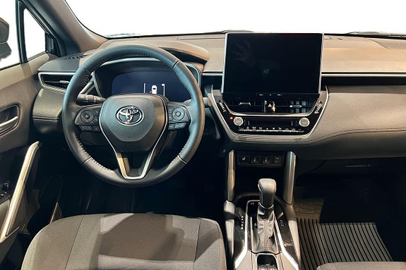 Toyota Corolla Cross 10 of 21