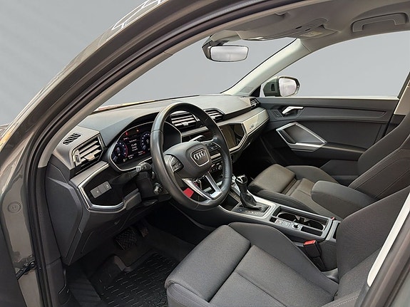 Audi Q3 9 of 9