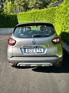 Renault Captur 3 of 6