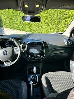Renault Captur 5 of 6