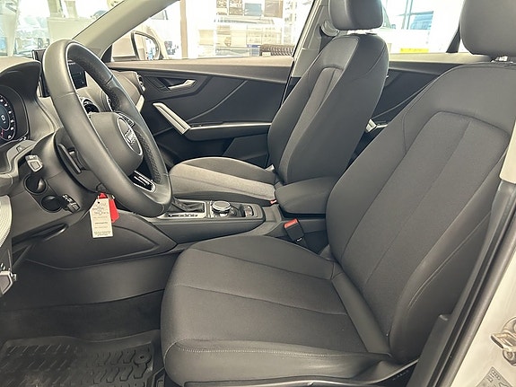Audi Q2 10 of 20