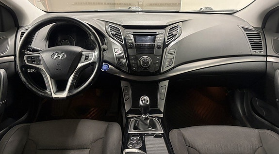 Hyundai i40 7 of 10