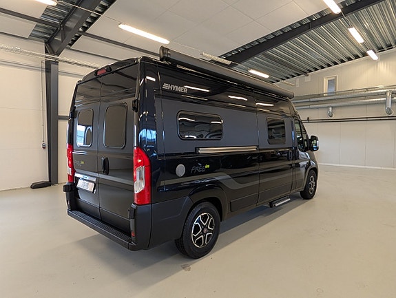 Hymer Free 600 / Automat / Pop-up / 4 sängar / Offgrid 7 of 30