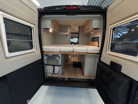 Hymer Free 600 / Automat / Pop-up / 4 sängar / Offgrid 27 of 30