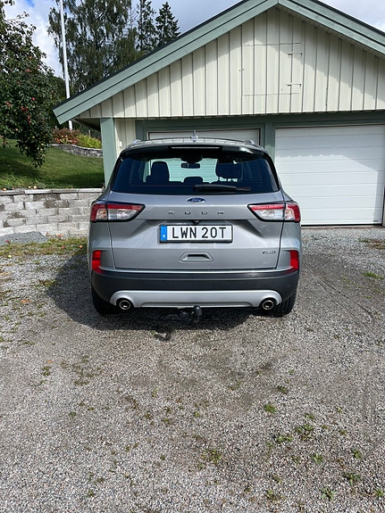 Ford Kuga 4 of 17