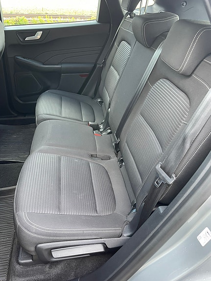 Ford Kuga 12 of 17