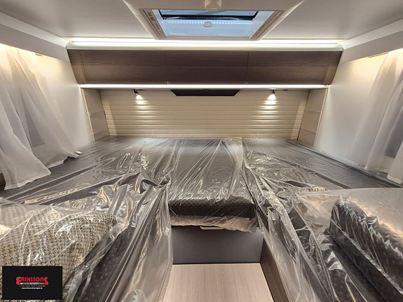 Adria MATRIX SUPREME 670 SL - Fiat MultiJet3 140HP (103kW) HD 43H 4 of 14