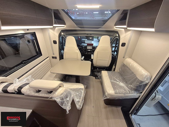 Adria MATRIX SUPREME 670 SL - Fiat MultiJet3 140HP (103kW) HD 43H 2 of 14