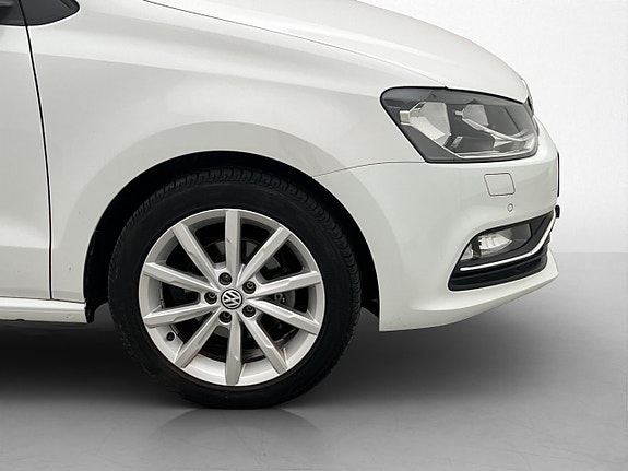 Volkswagen Polo 26 of 26