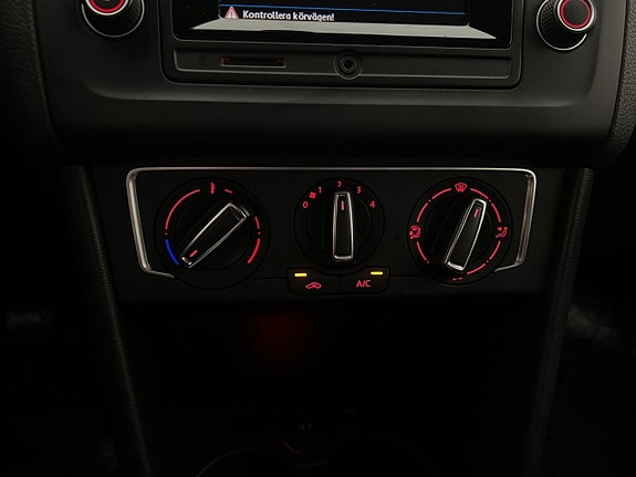 Volkswagen Polo 17 of 26